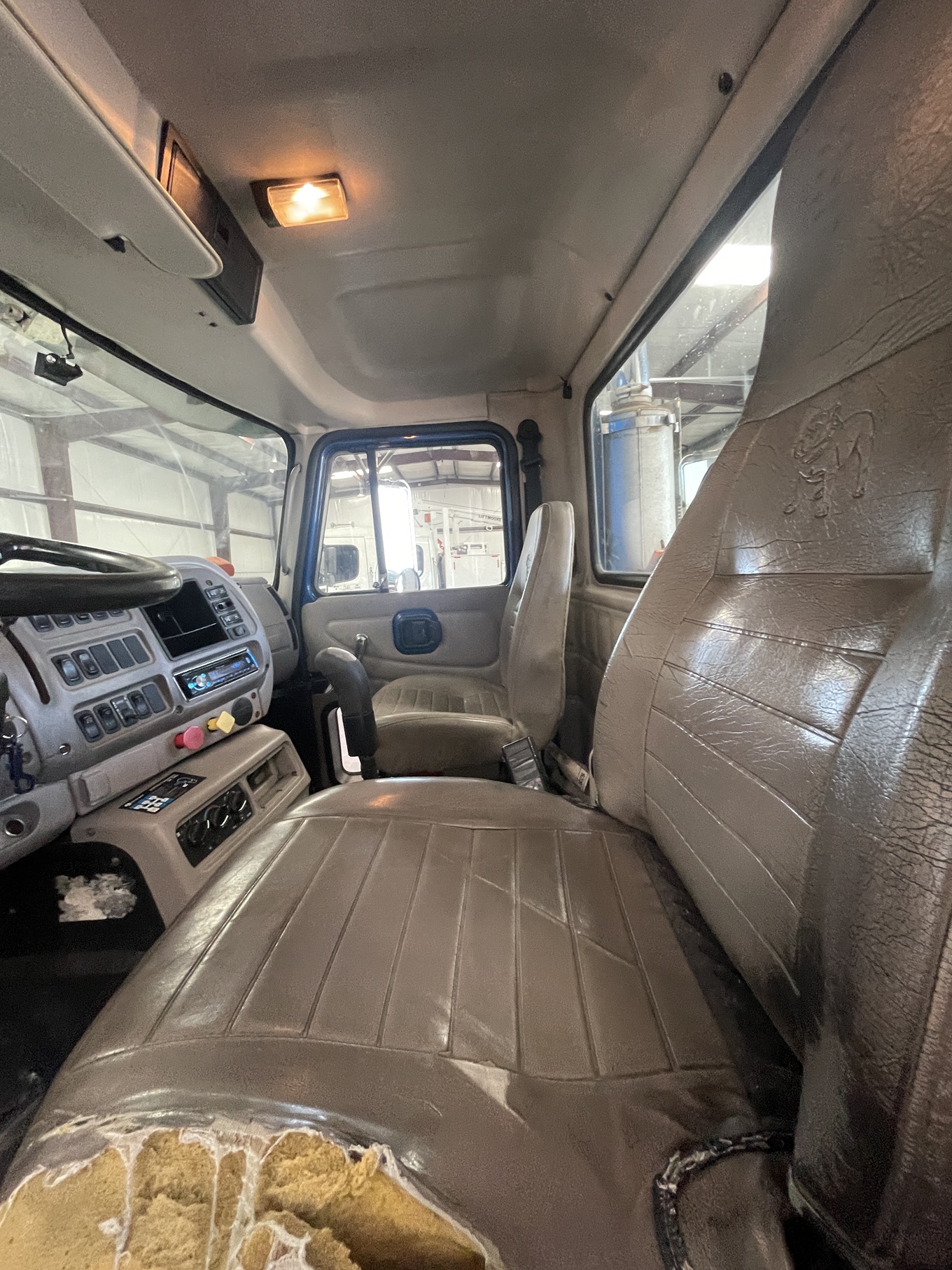 2006 MACK CL733 - Image 34