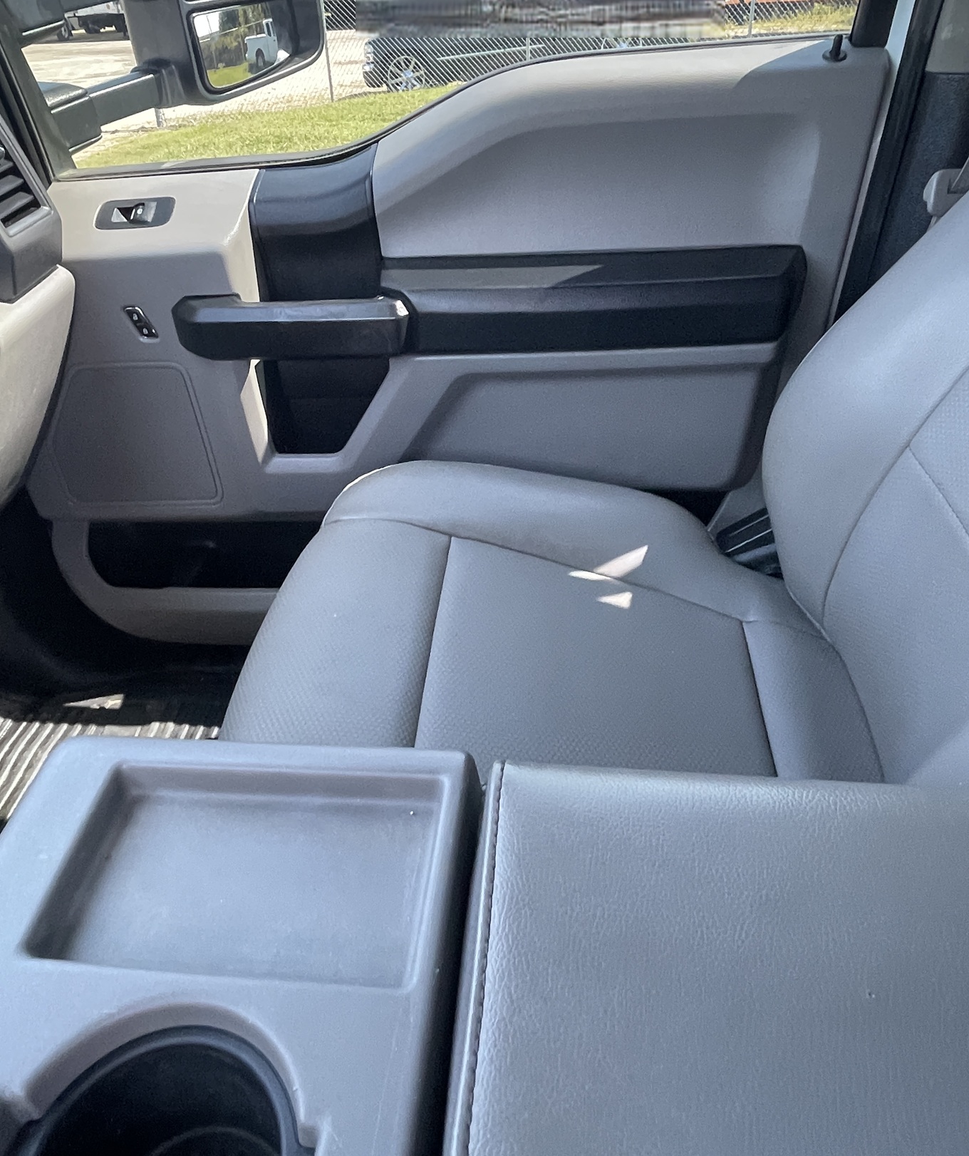 2019 FORD F450 4WD - Image 12
