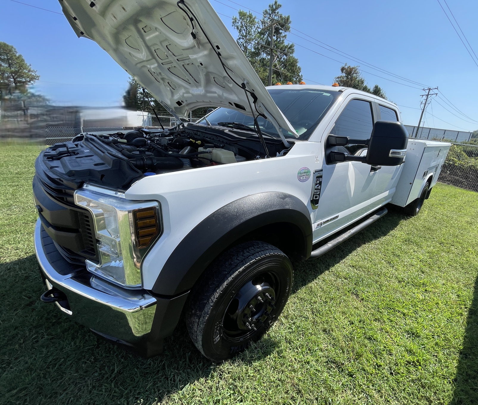 2019 FORD F450 4WD - view 5 of 28