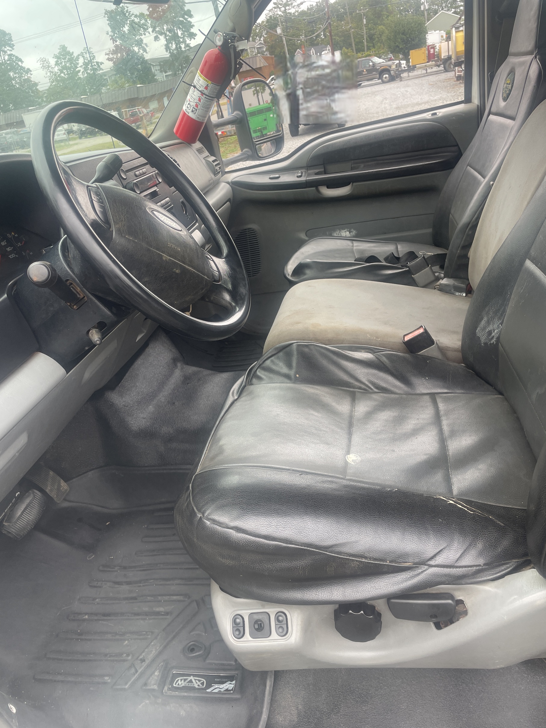 2006 FORD F550 Crew Max - Image 14