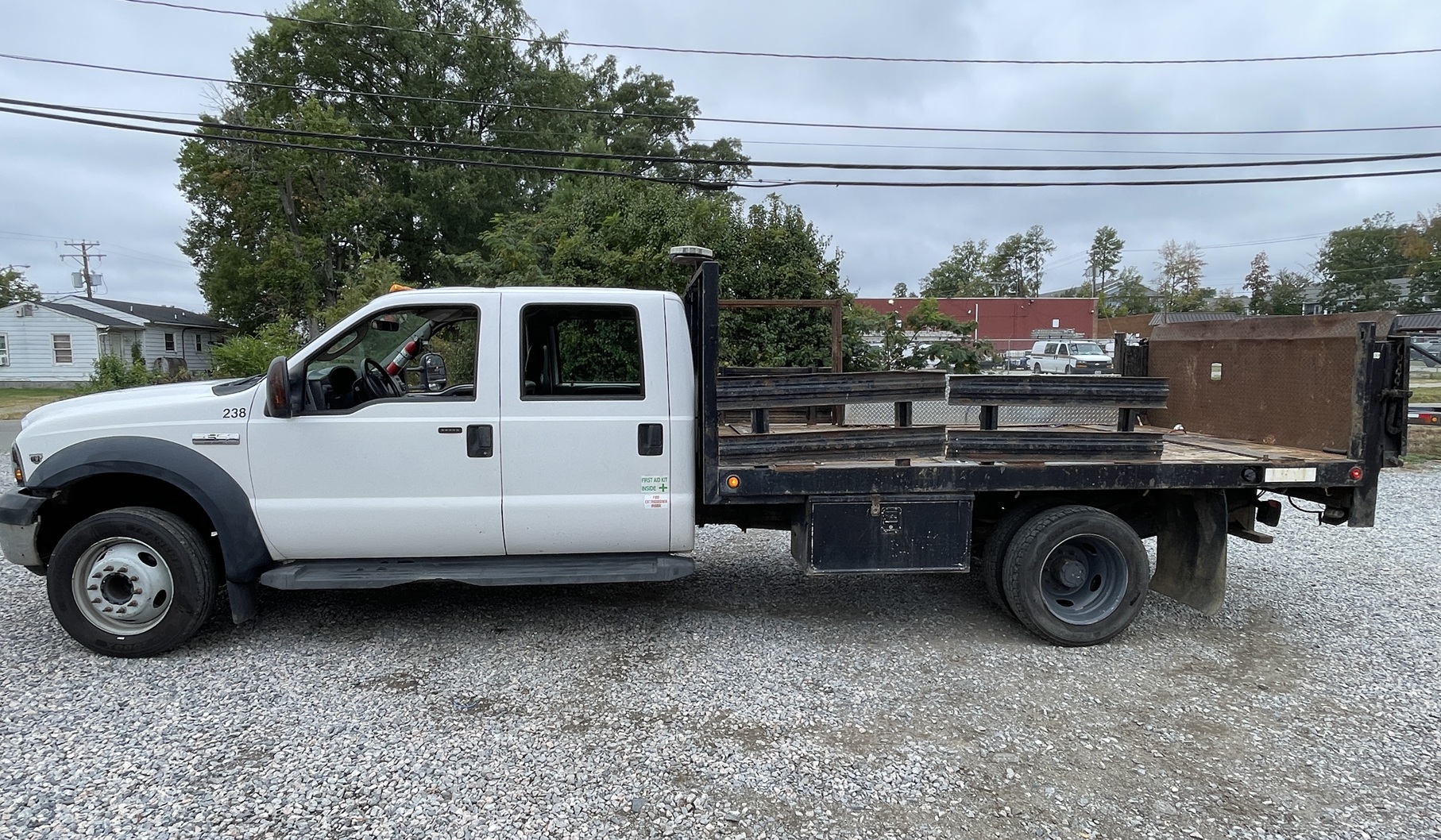 2006 FORD F550 Crew Max - Image 6