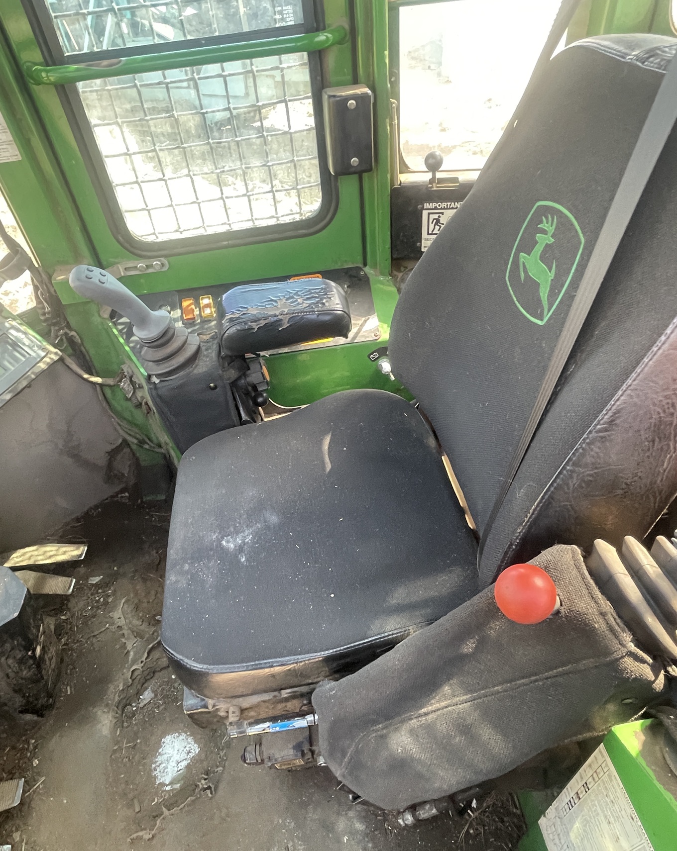 2017 DEERE 843K - view 9 of 14