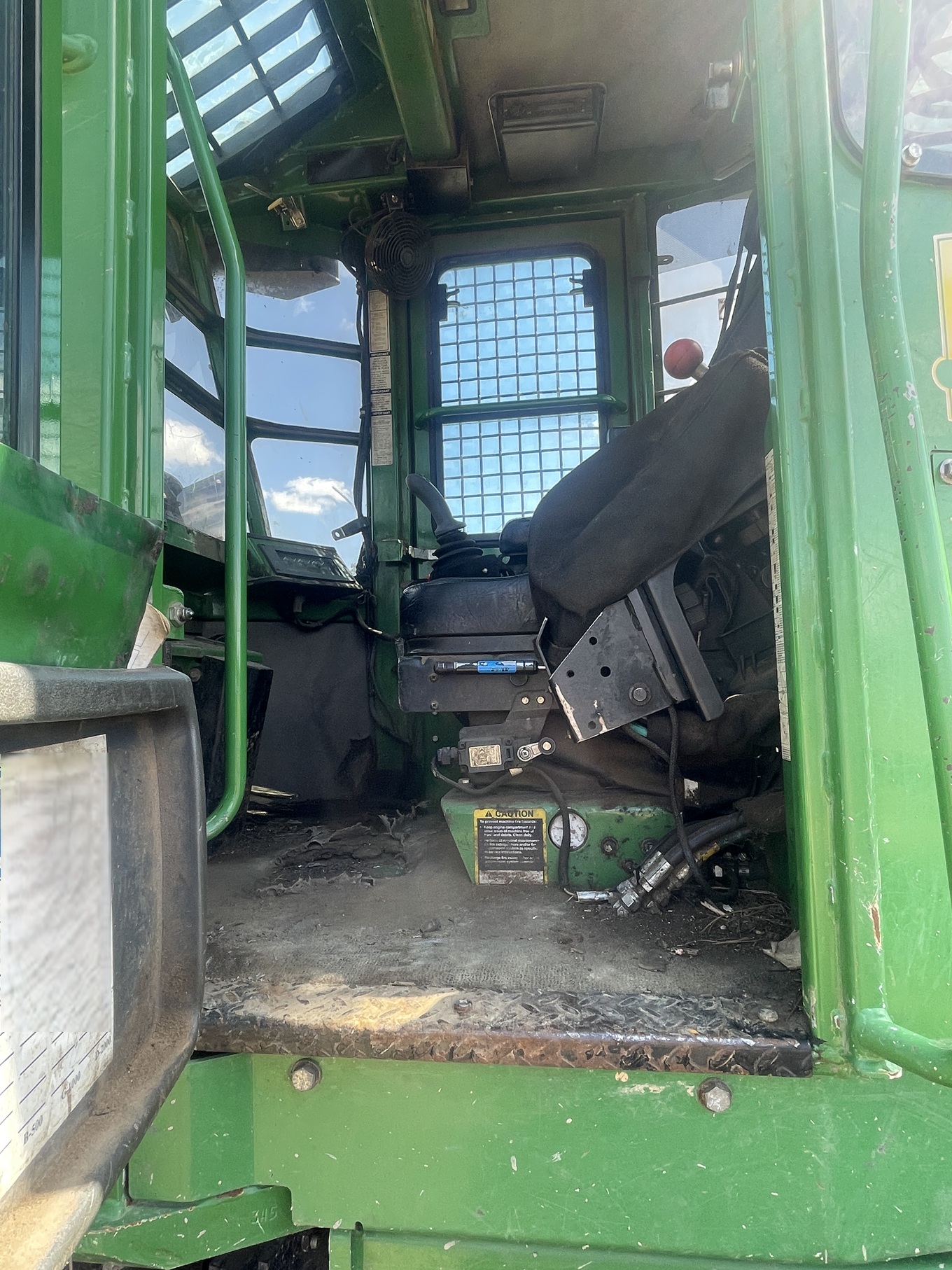 2017 DEERE 843K - view 8 of 14