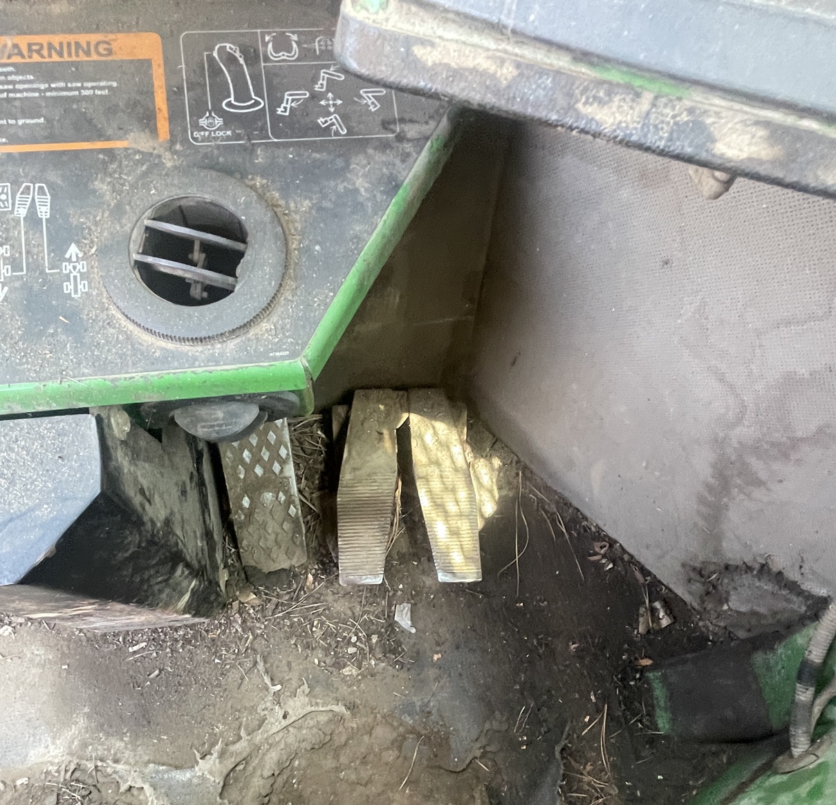 2017 DEERE 843K - Image 14