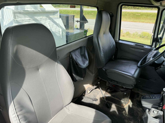 2011 INTERNATIONAL 4300 Chipper Dump - Image 19