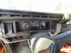 1995 FORD F800 Attenuator Truck - Image 12