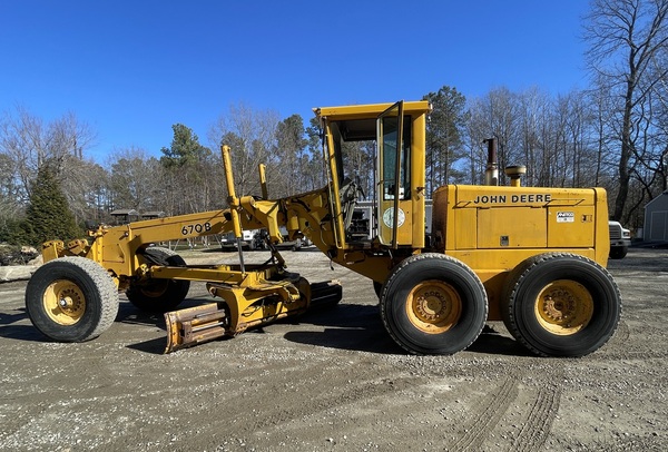 1994 JOHN DEERE 670B