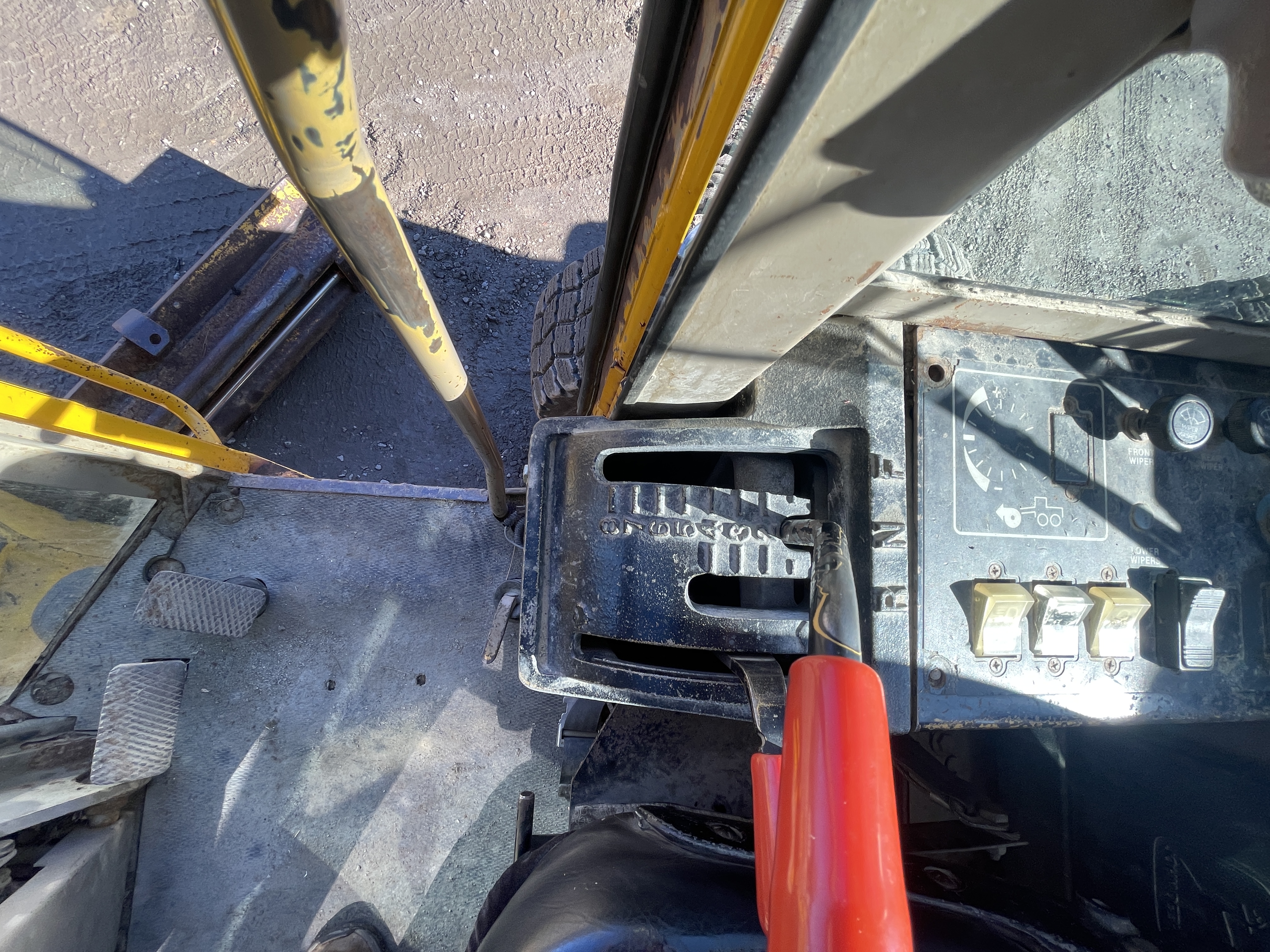 1994 JOHN DEERE 670B - view 13 of 34