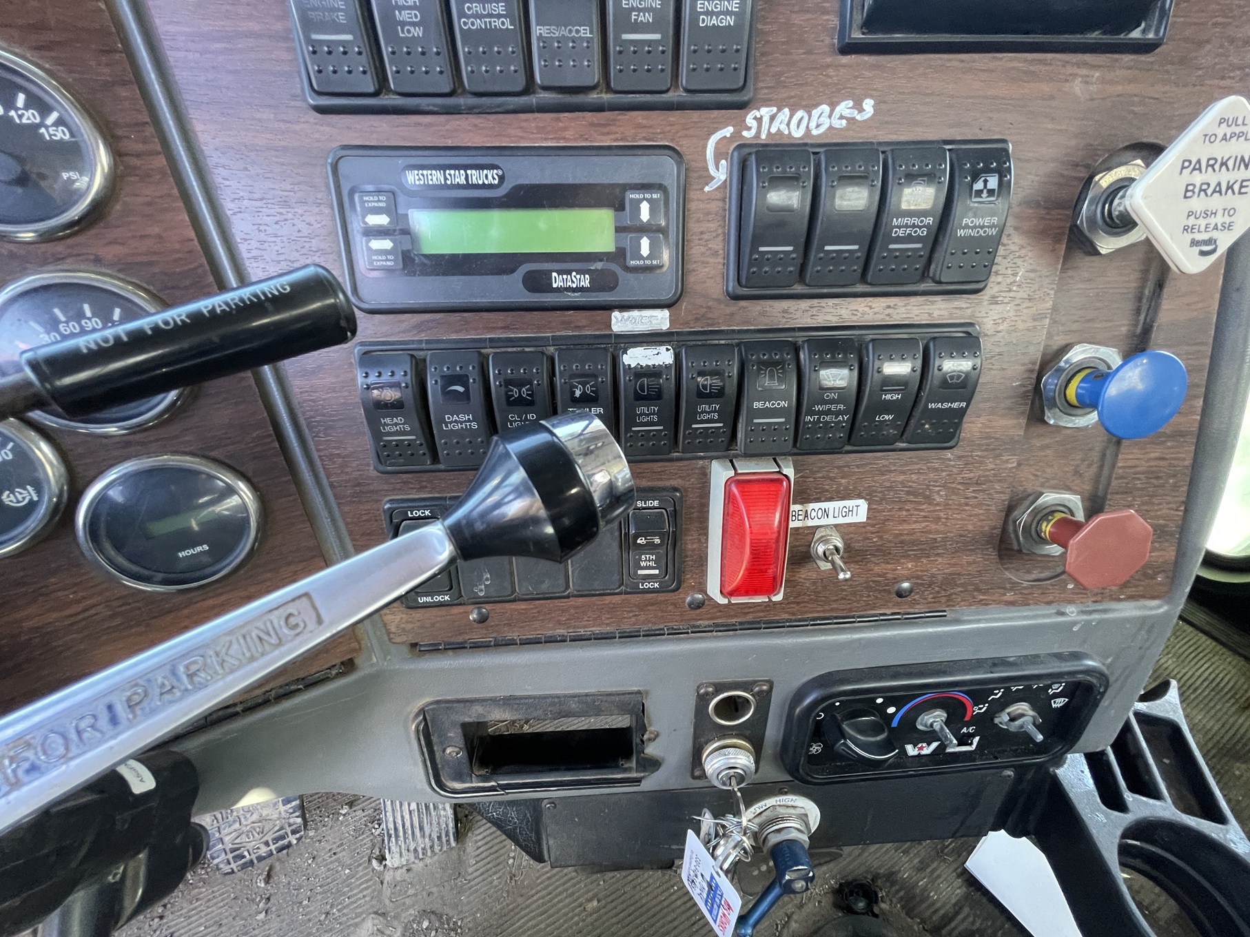 2007 WESTERN STAR 4900 - view 16 of 23