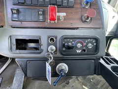 2007 WESTERN STAR 4900 - Image 18