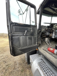 1992 MACK RD - Image 10