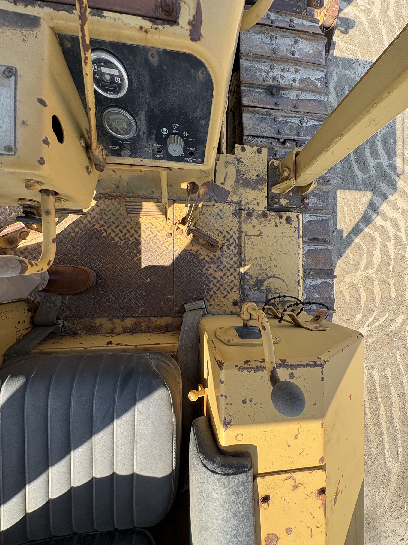 1985 CATERPILLAR D6D - view 8 of 27