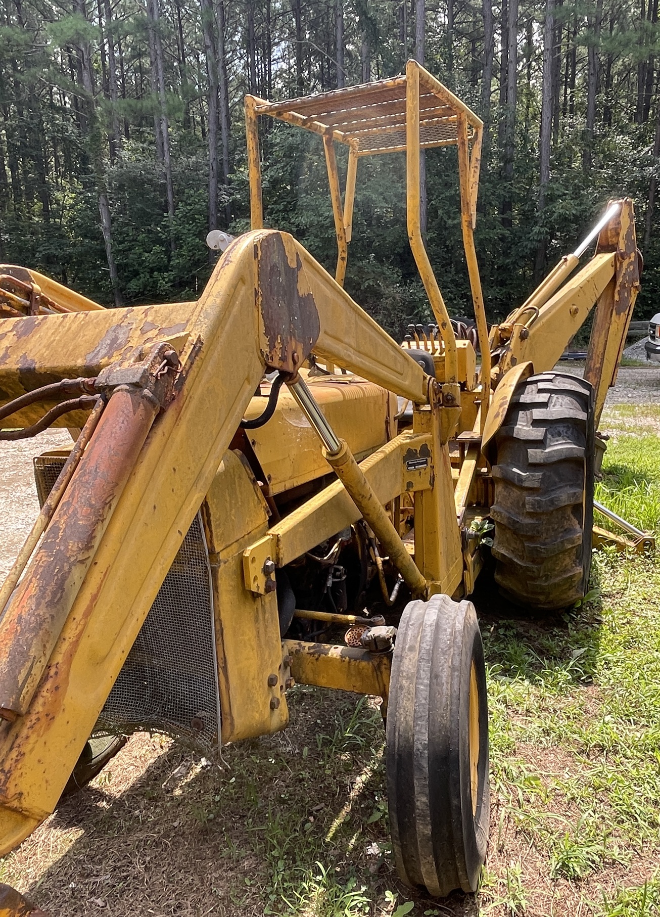1969 MASSEY FERGUSON MF40 - Image 3
