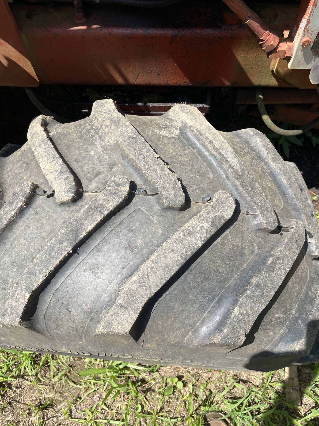 1998 DITCH WITCH 4010DD Trencher/ Backhoe - view 19 of 20