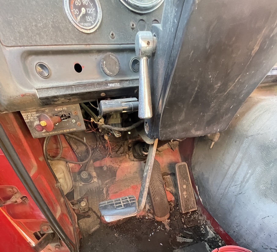 1986 GMC Brigadier Dump Truck - view 9 of 21