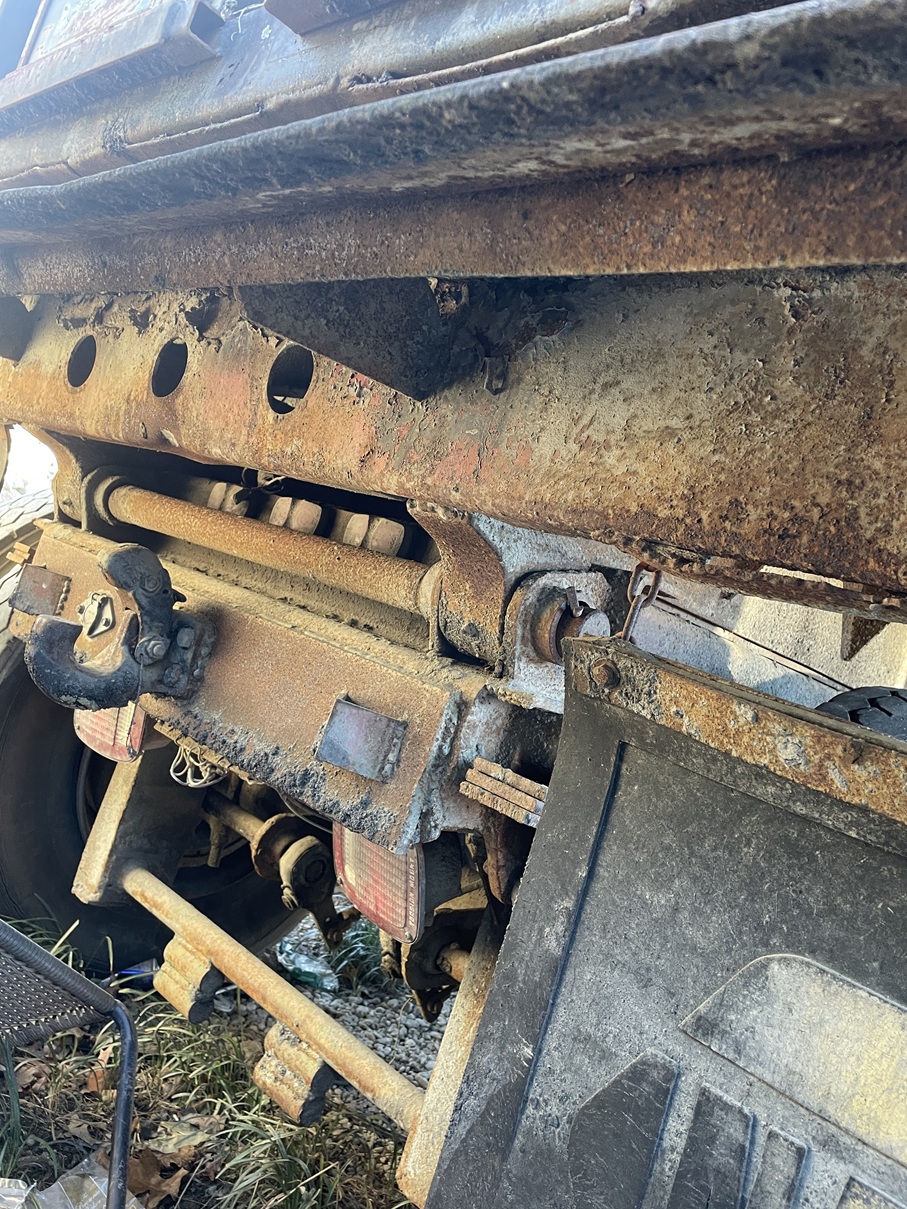 1986 GMC Brigadier Dump Truck - view 6 of 21