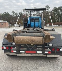 2001 MACK RD688s Roll Off - Image 4