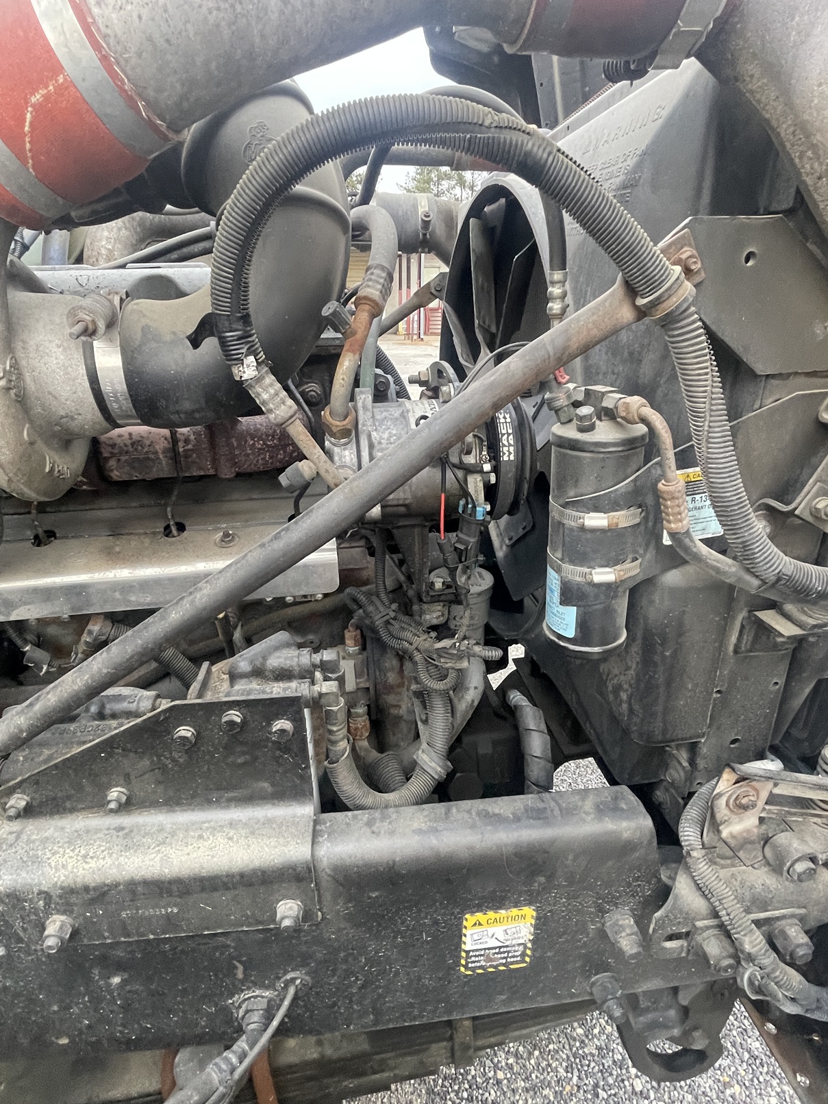 2001 MACK RD688s Roll Off - Image 28