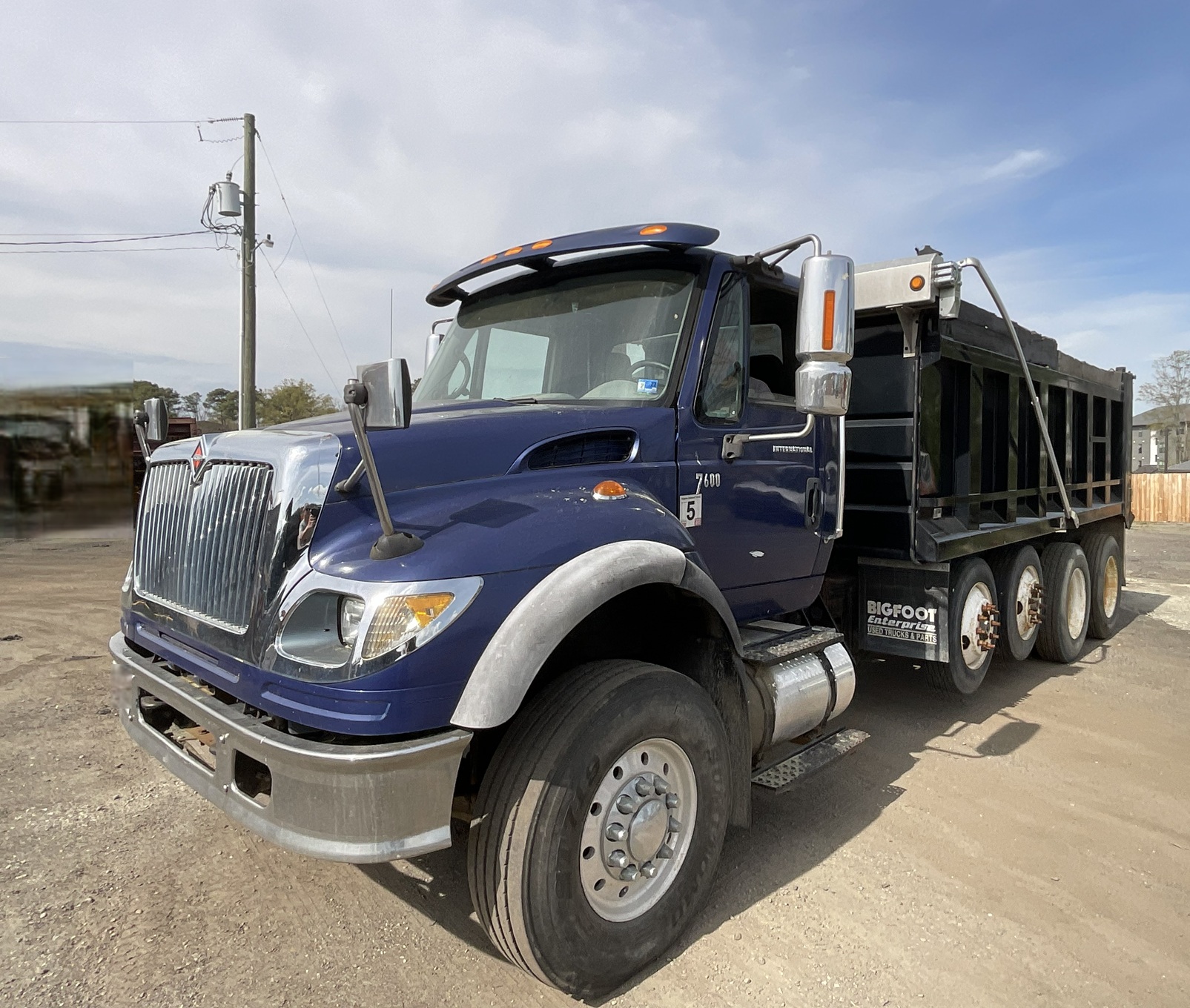 2005 INTERNATIONAL 7600 - view 8 of 43