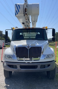 2013 INTERNATIONAL 4300 Utility Bucket - Image 3