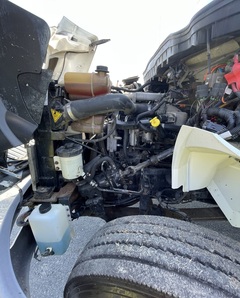 2013 INTERNATIONAL 4300 Utility Bucket - Image 32