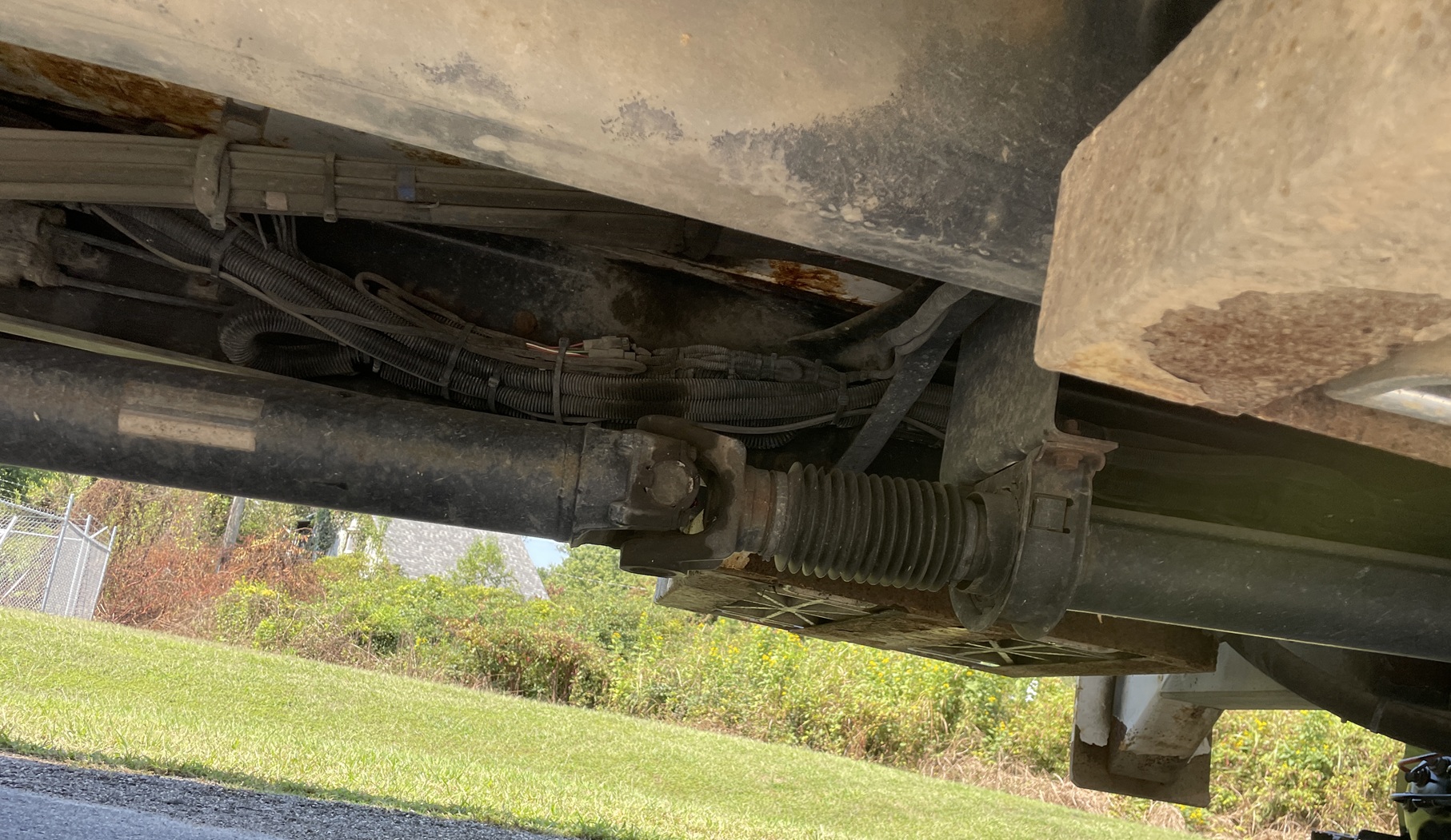 2013 INTERNATIONAL 4300 Utility Bucket - Image 46