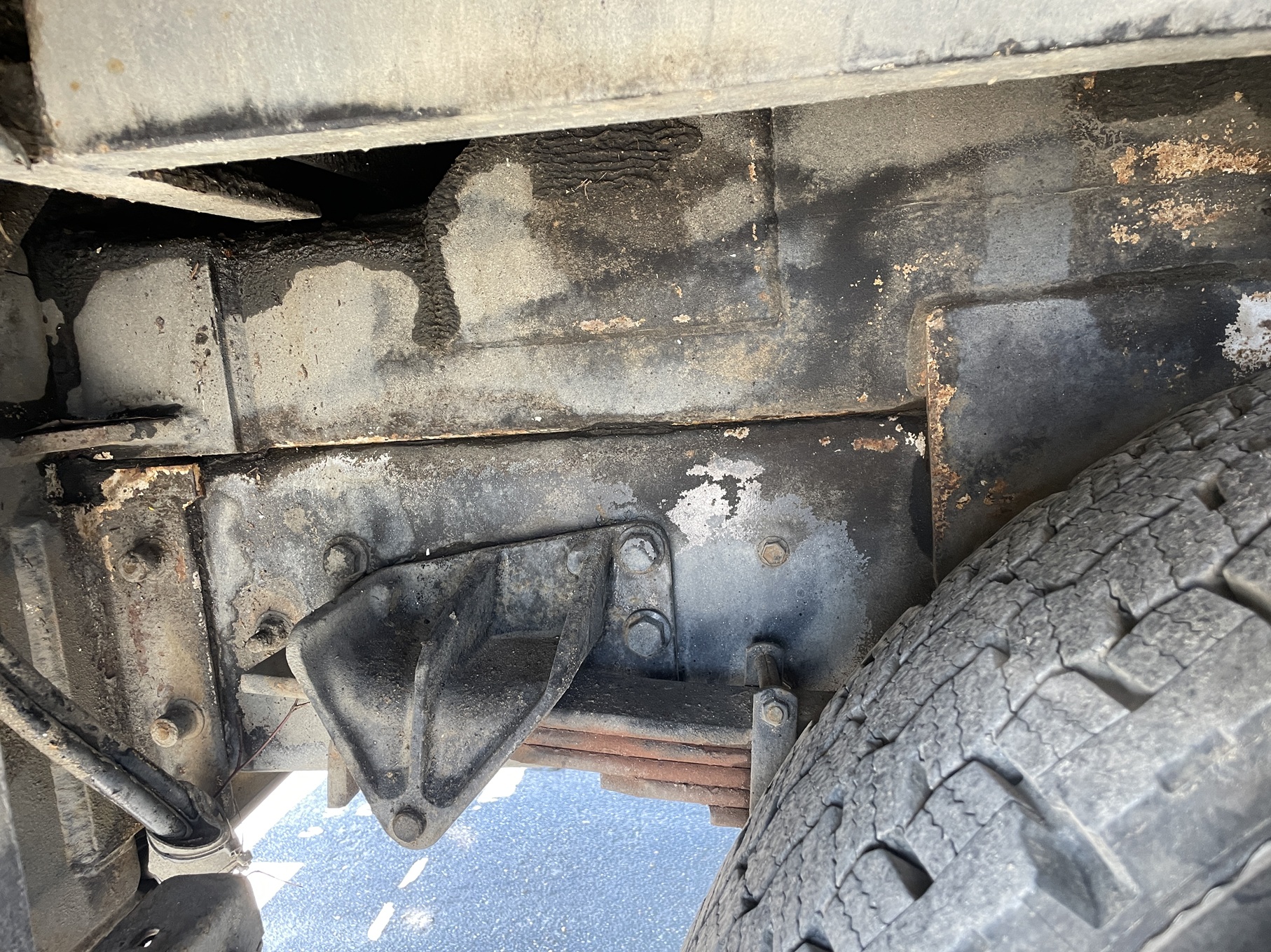 2013 INTERNATIONAL 4300 Utility Bucket - Image 48