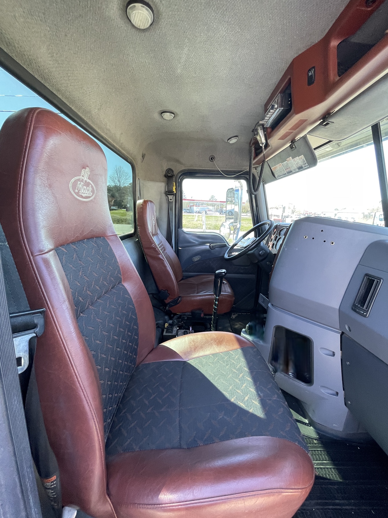 2013 MACK CHU Pinnacle - view 17 of 25