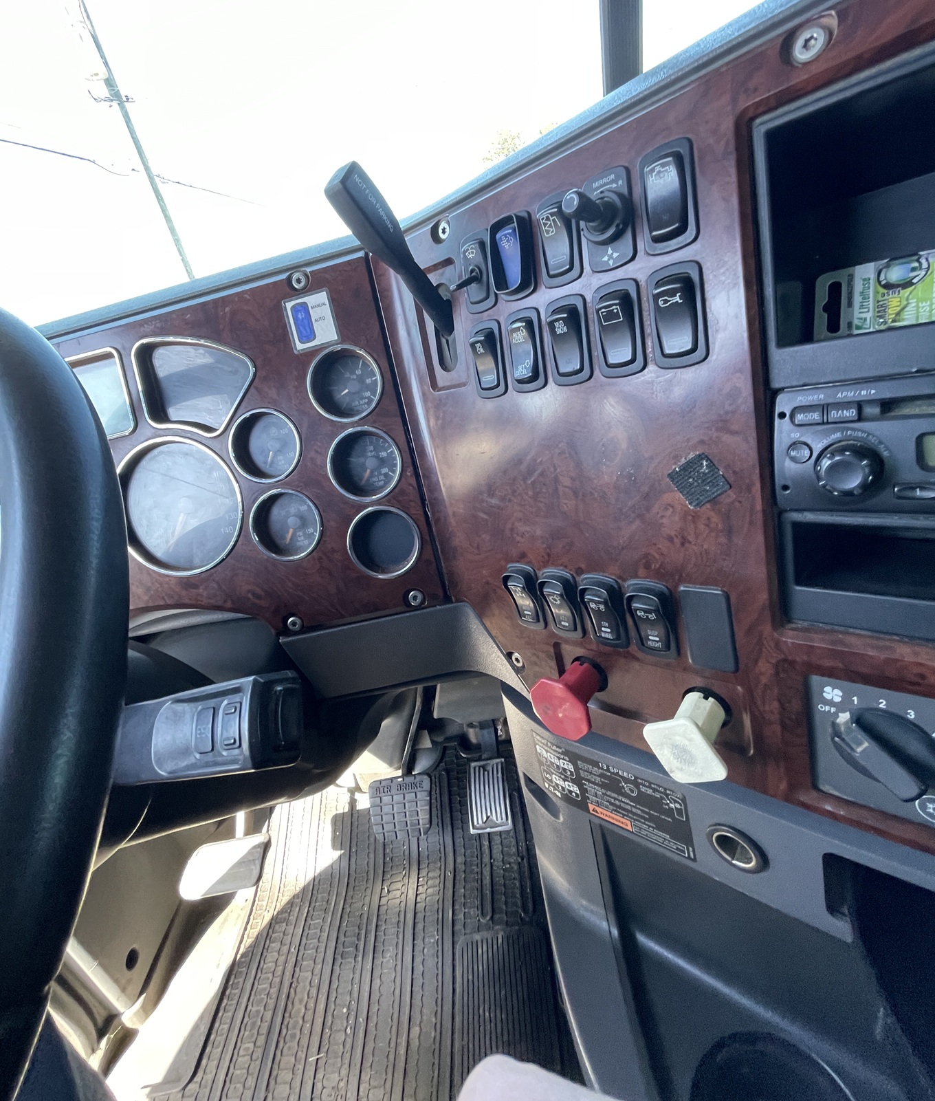 2013 MACK CHU Pinnacle - view 11 of 25