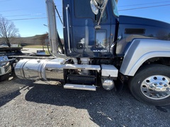 2013 MACK CHU Pinnacle - Image 8