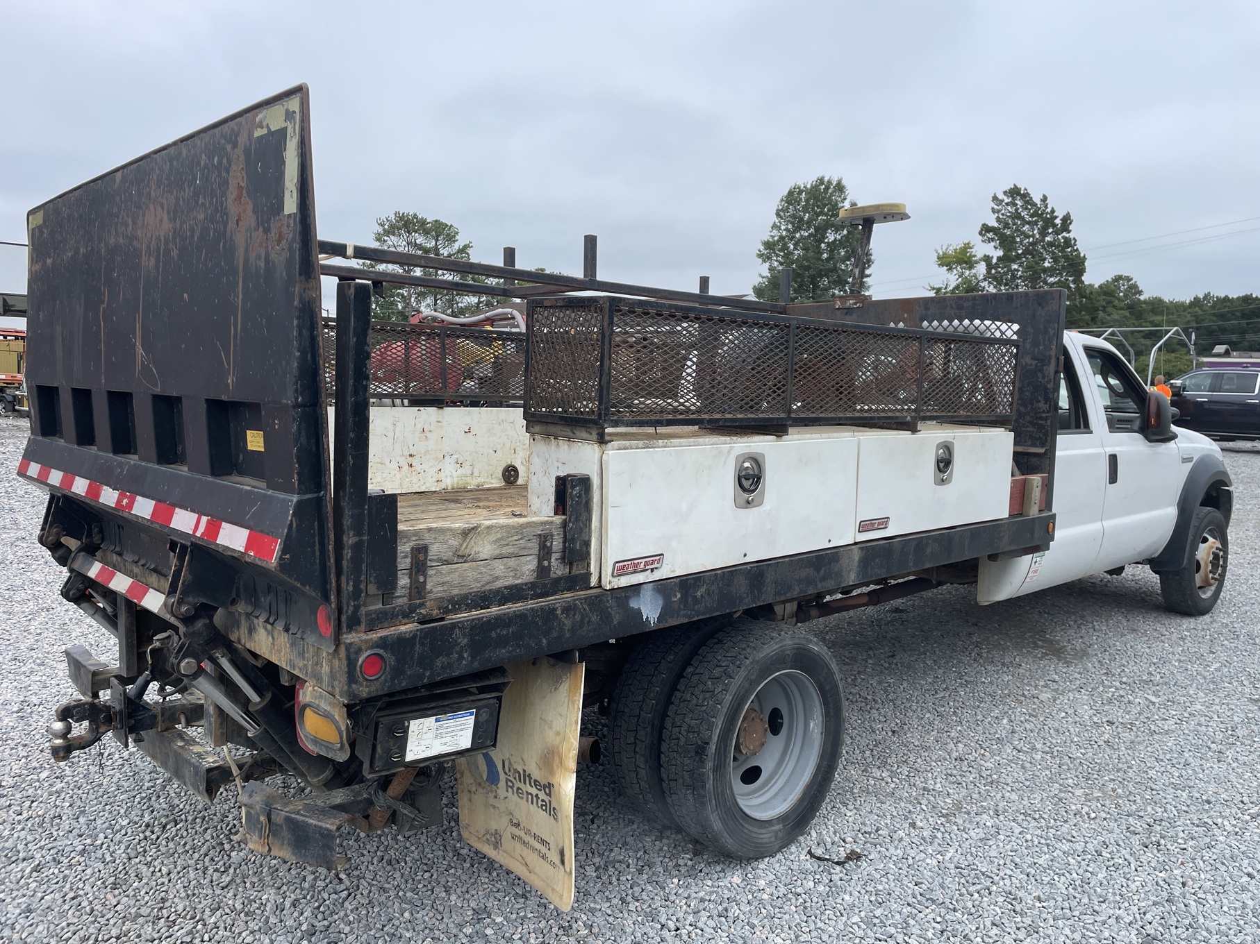 2006 FORD F550 Supercab - Image 9