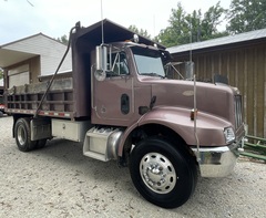 1998 PETERBILT 330 - Image 8