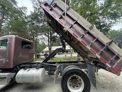 1998 PETERBILT 330 - Image 10