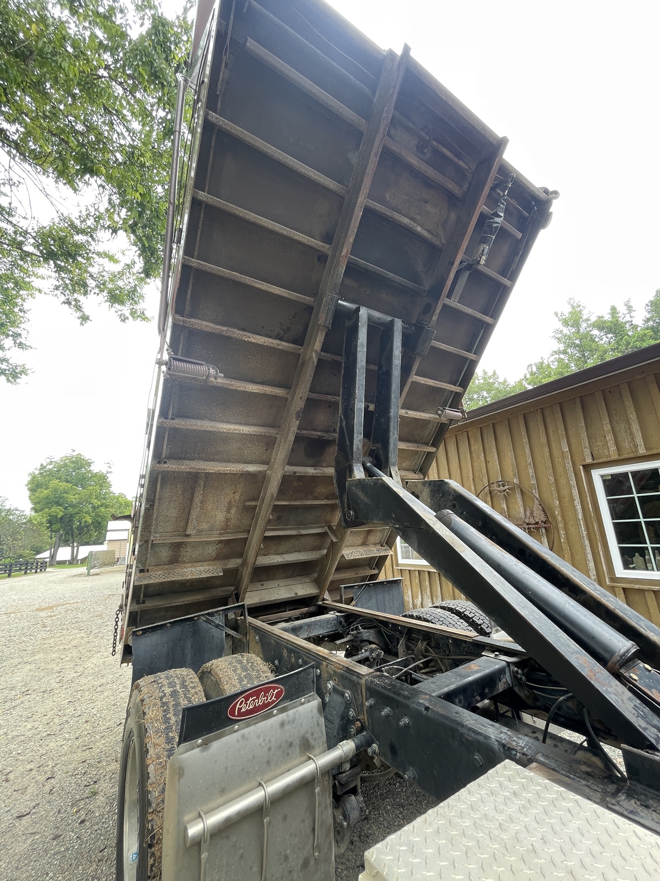 1998 PETERBILT 330 - view 13 of 35