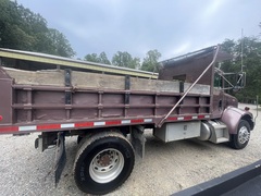 1998 PETERBILT 330 - Image 7