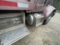 1998 PETERBILT 330 - Image 31