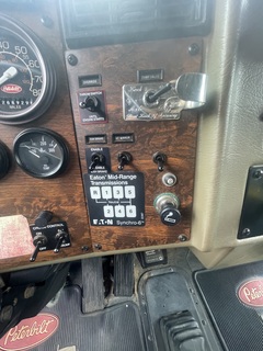 1998 PETERBILT 330 - Image 21