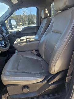 2017 FORD F550 Super Duty Service Truck - Image 5