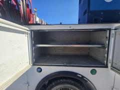 2017 FORD F550 Super Duty Service Truck - Image 17