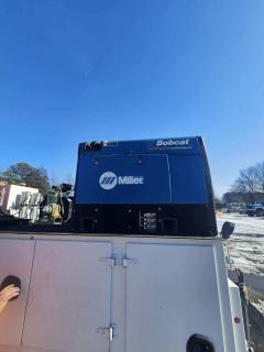 2017 FORD F550 Super Duty Service Truck - Image 10