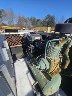 2017 FORD F550 Super Duty Service Truck - Image 11