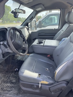 2013 FORD F250 Super Duty Glass Truck - Image 12