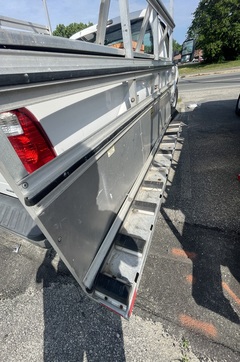 2013 FORD F250 Super Duty Glass Truck - Image 7