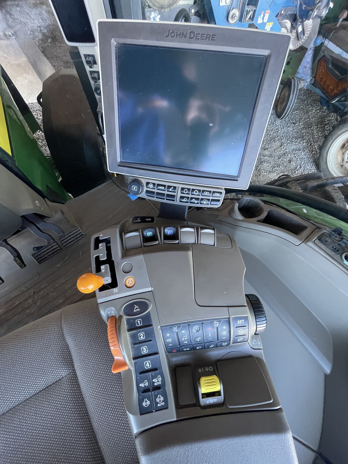 2021 JOHN DEERE 8R 230 - Image 40