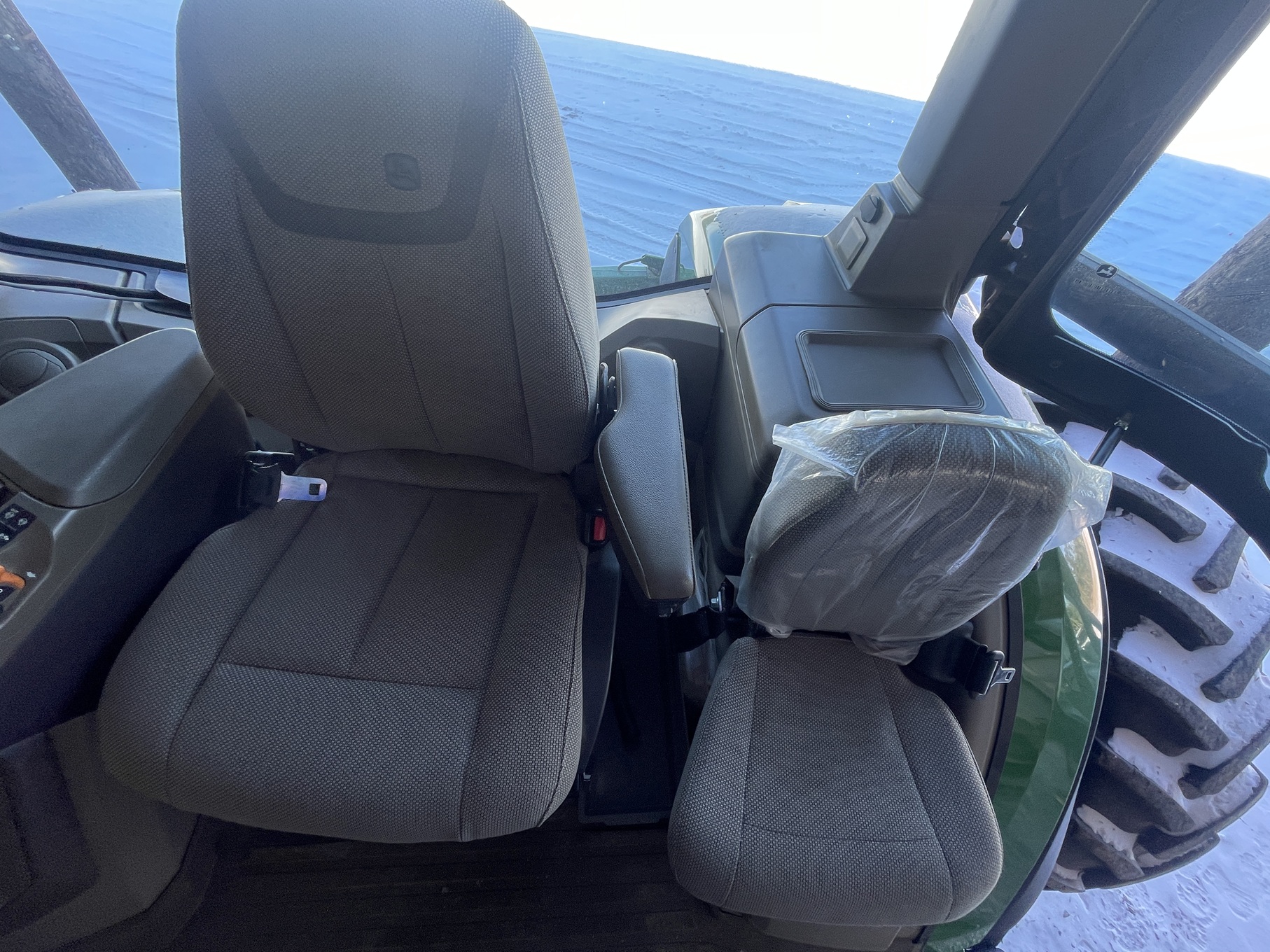 2021 JOHN DEERE 8R 230 - Image 37