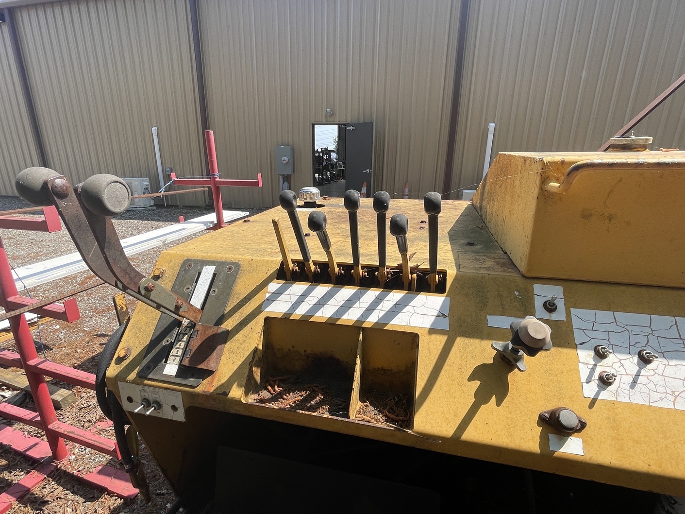 2001 BLAW-KNOX P875 Paver - Image 4