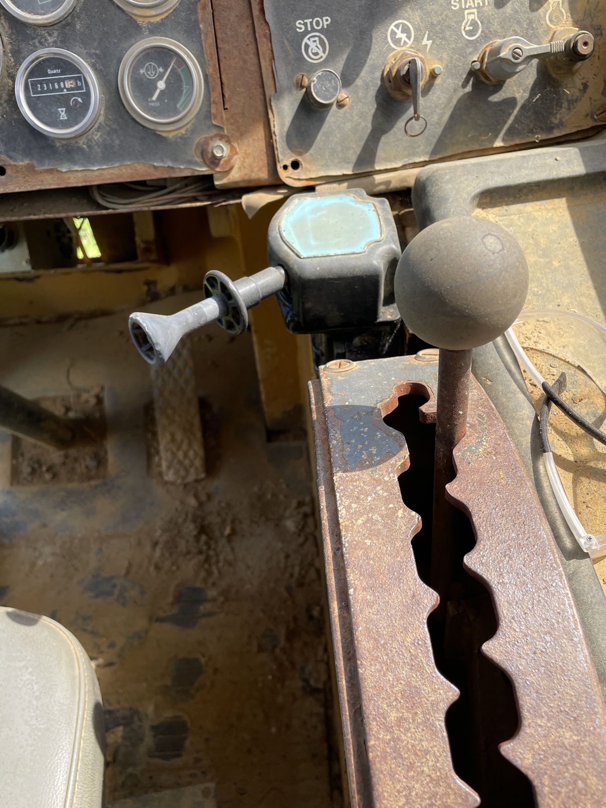 1985 CATERPILLAR D300 - view 12 of 28