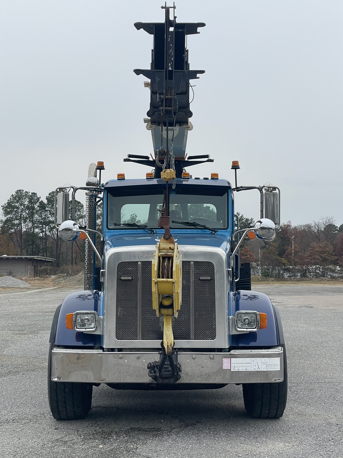 2008 PETERBILT 365 Crane - Image 8