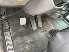 2008 PETERBILT 365 Crane - Image 11