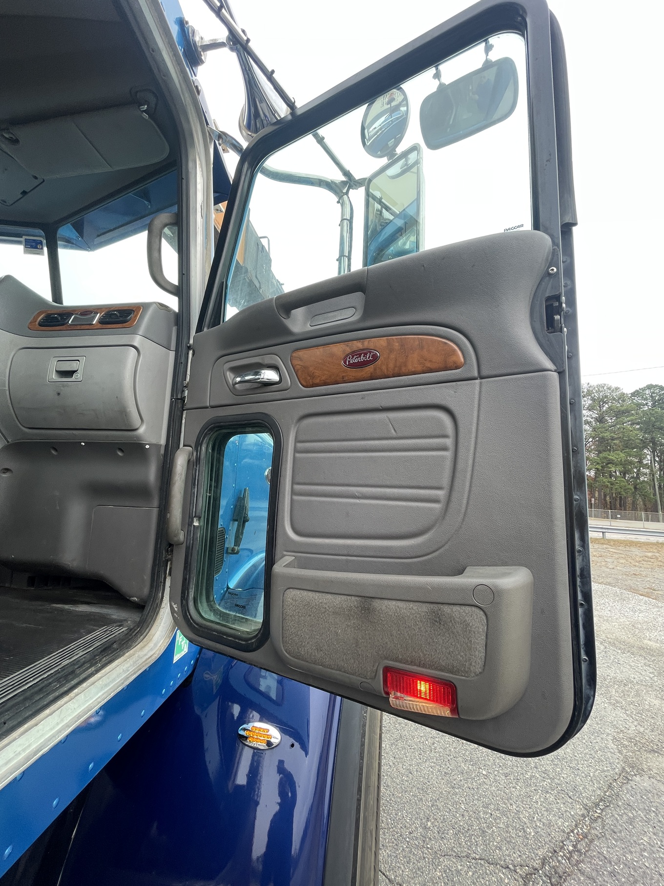 2008 PETERBILT 365 Crane - Image 28